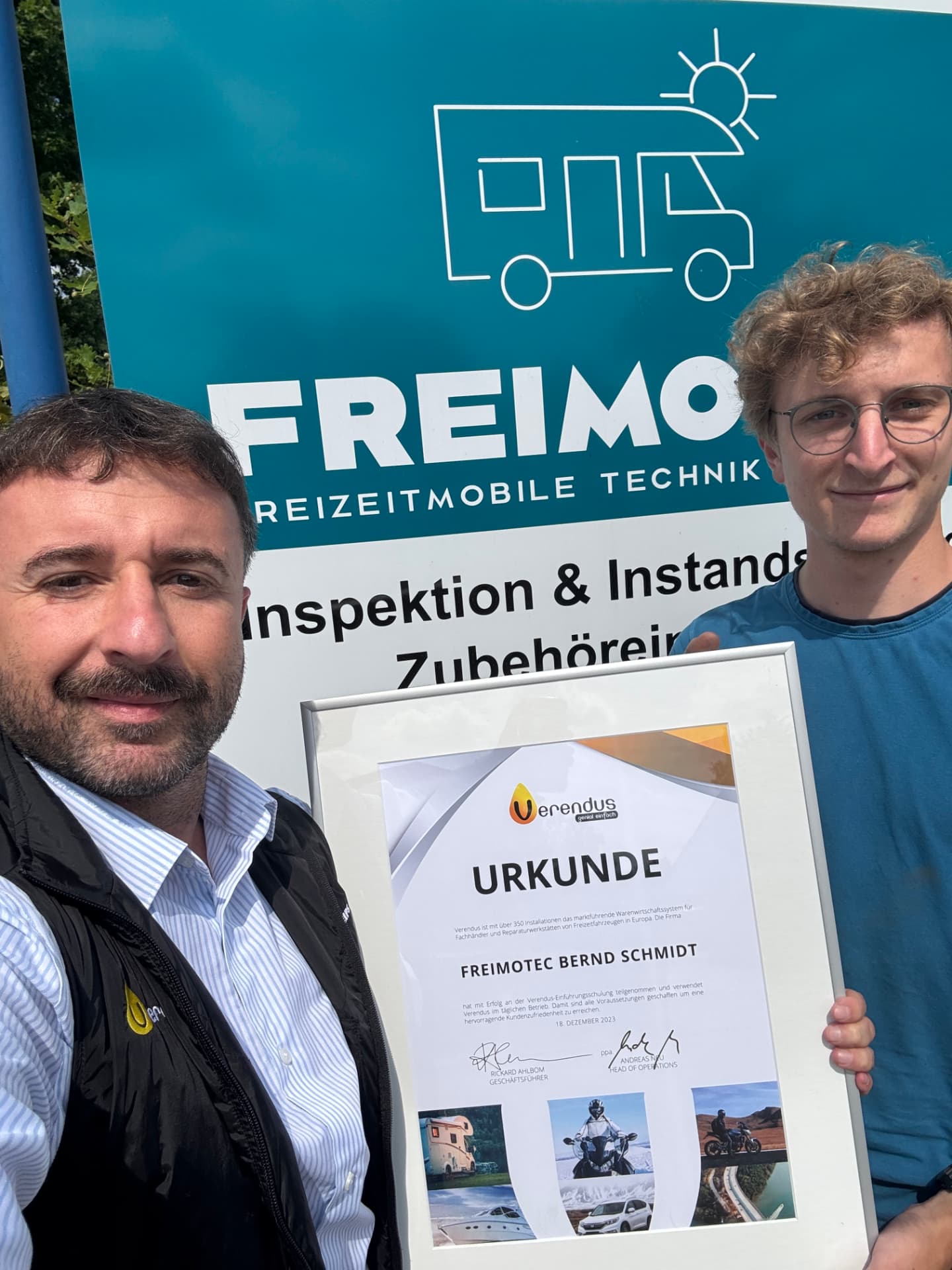 FREIMOTEC Bernd Schmidt mit Verendus-Urkunde