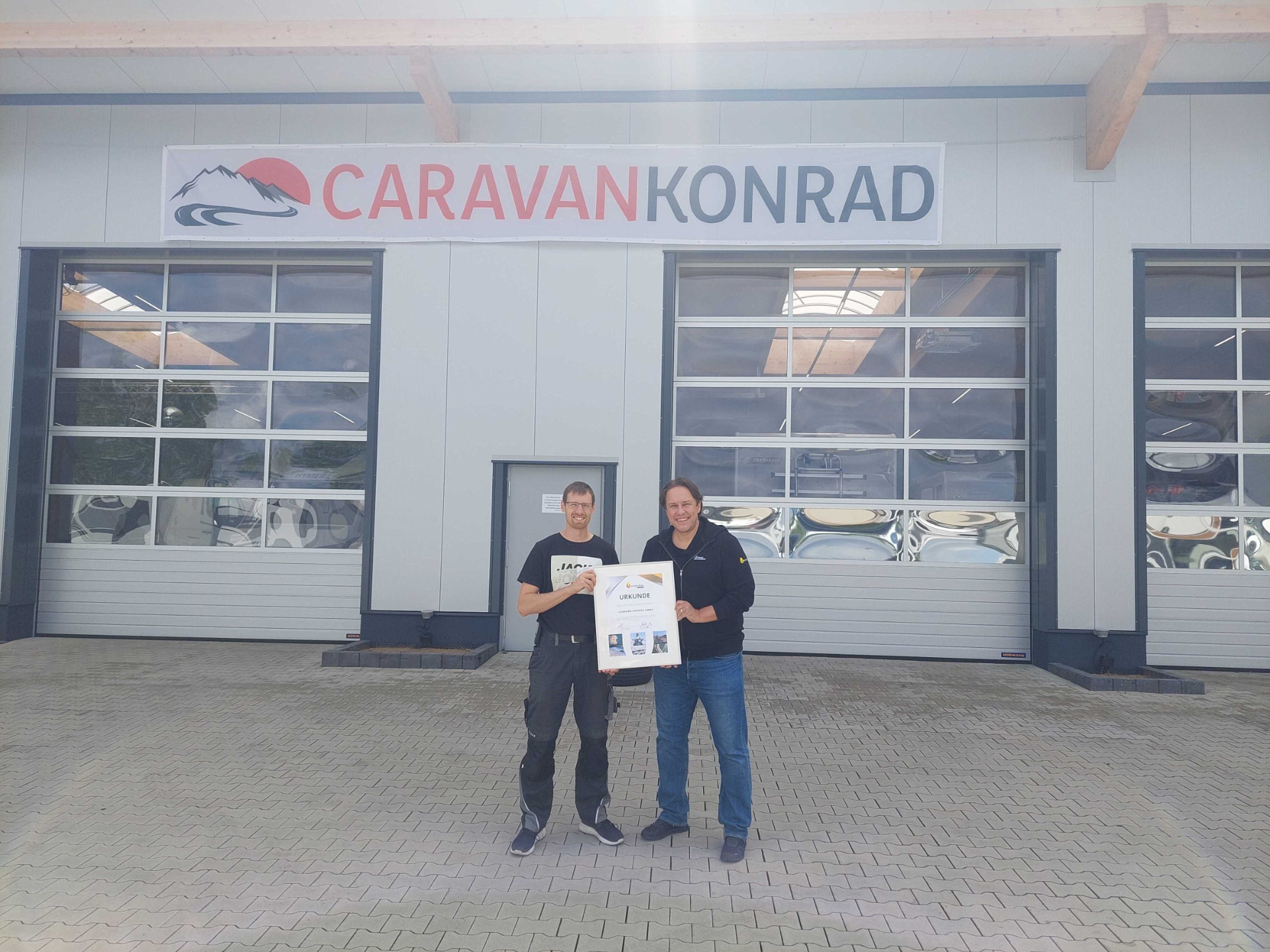 Caravan Konrad mit Verendus-Urkunde